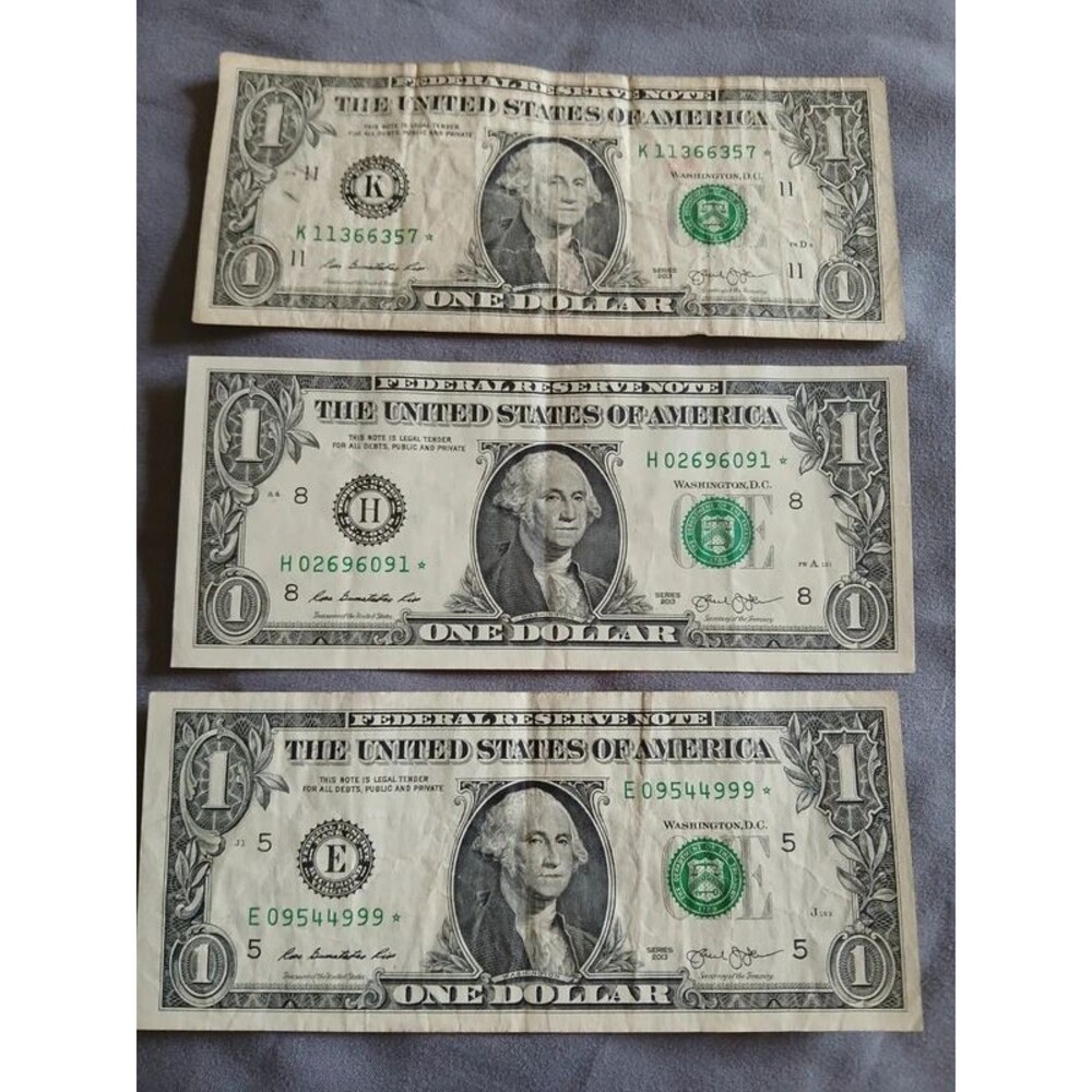 Lot of 9 $1 Star Notes 2009 2013 2017 Federal Reserve Replacement Notes